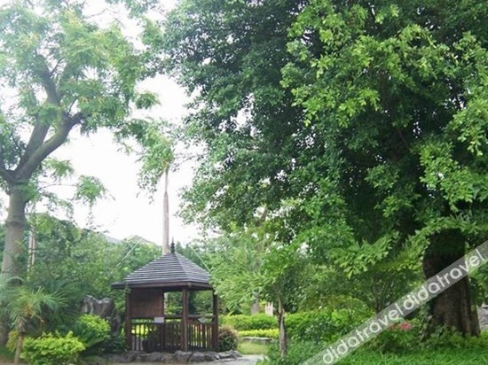 Jiuquwan Hot Spring Holiday Resort