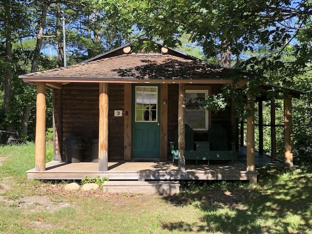 Kennebec Riverside Cabins