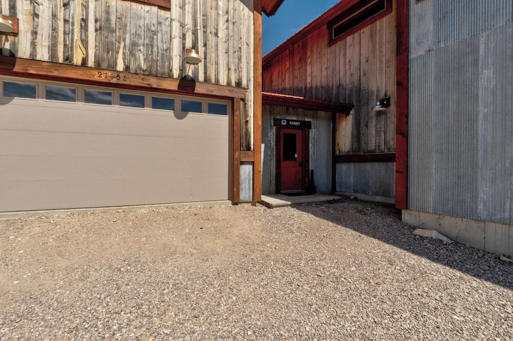 Kussy Chalet At Terry Peak