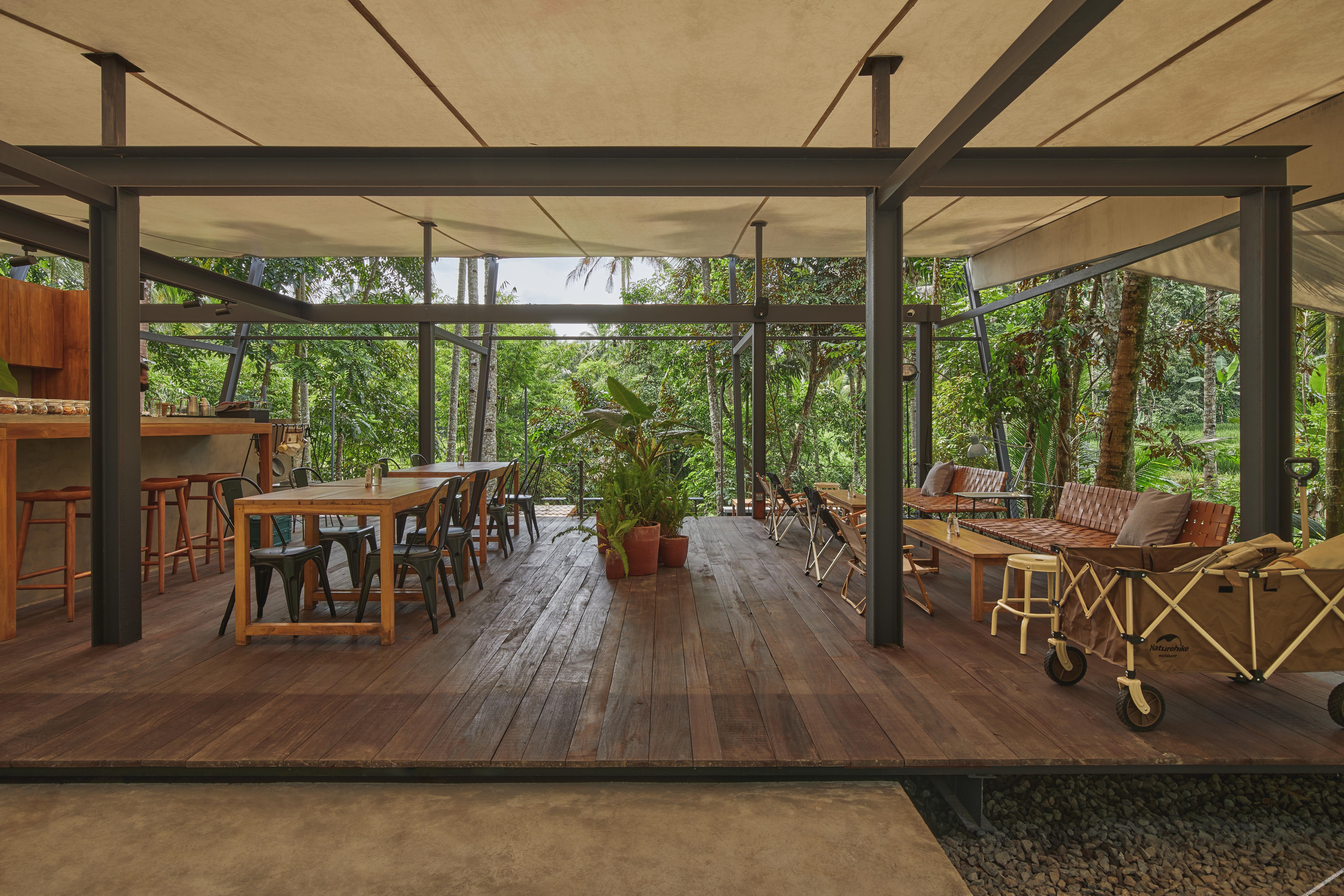 Lintang Luku Tent Resort