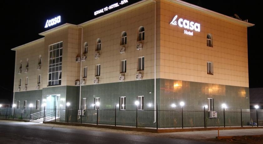 La Casa Hotel