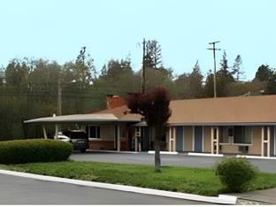 Lark Motel