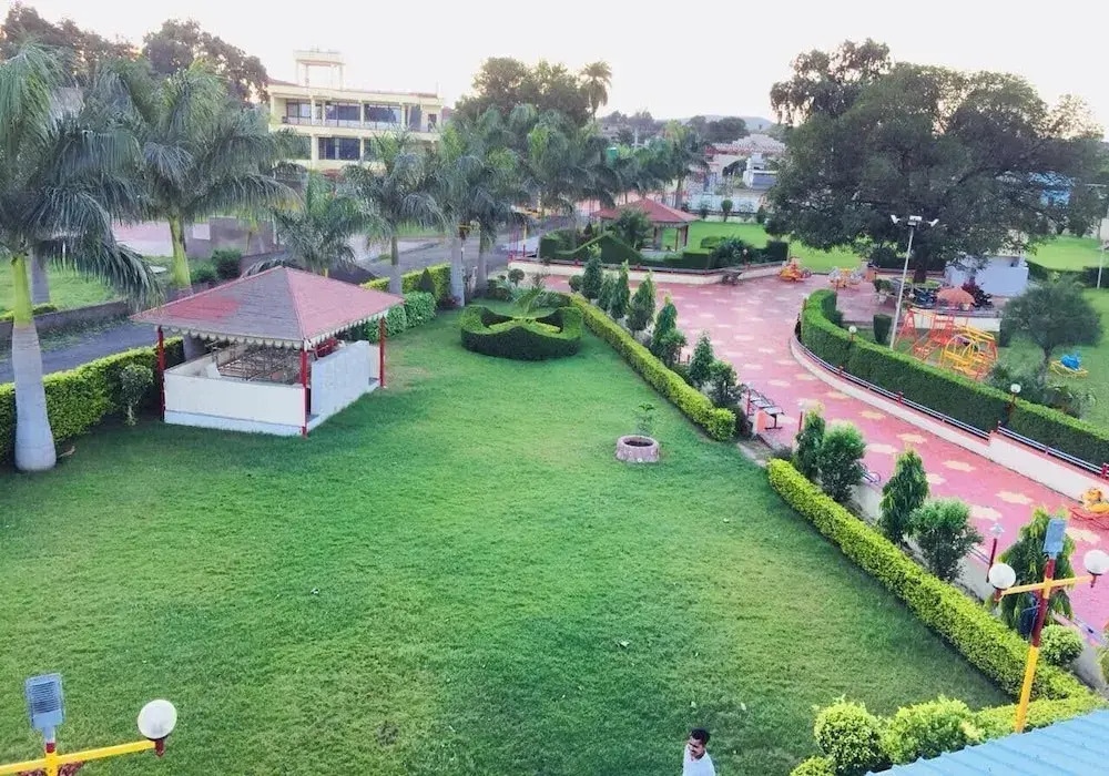 Kuber Vatika by OYO Rooms