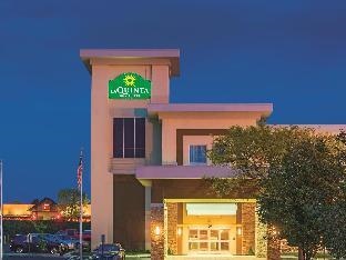 La Quinta Inn & Suites By Wyndham York
