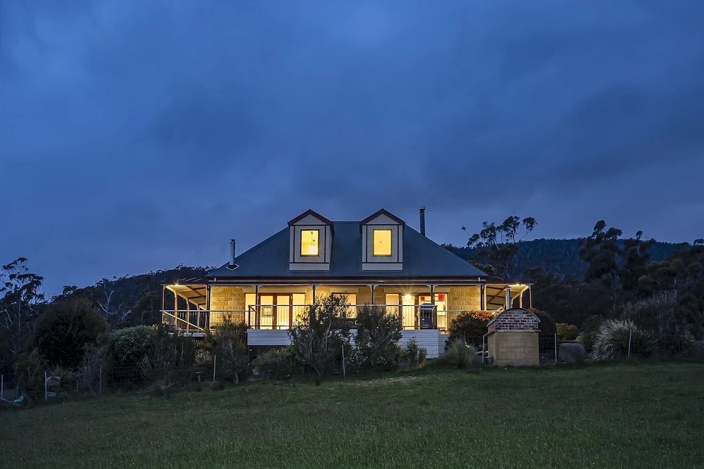 Manfield Country Bruny Island