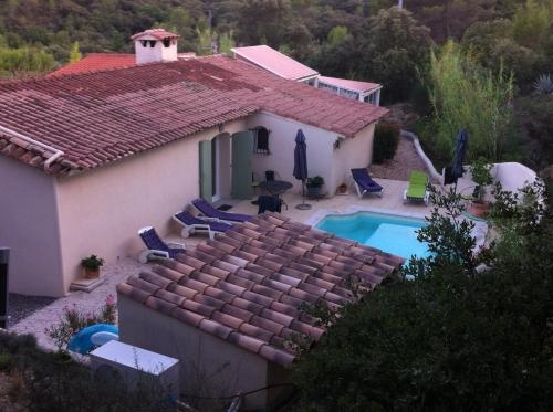 Les Garrigues Bleues