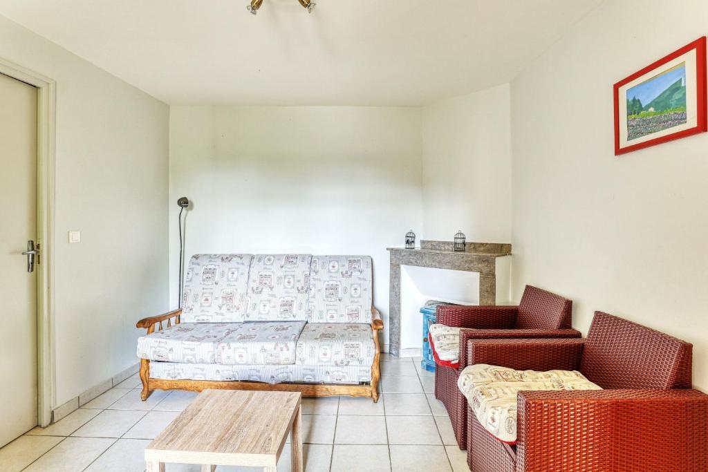 Maison de 2 chambres avec jardin clos a Puycelsi