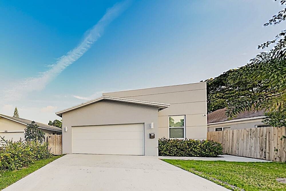 New Listing! Beautifully Renovated W/ Pool 3 Bedroom Home