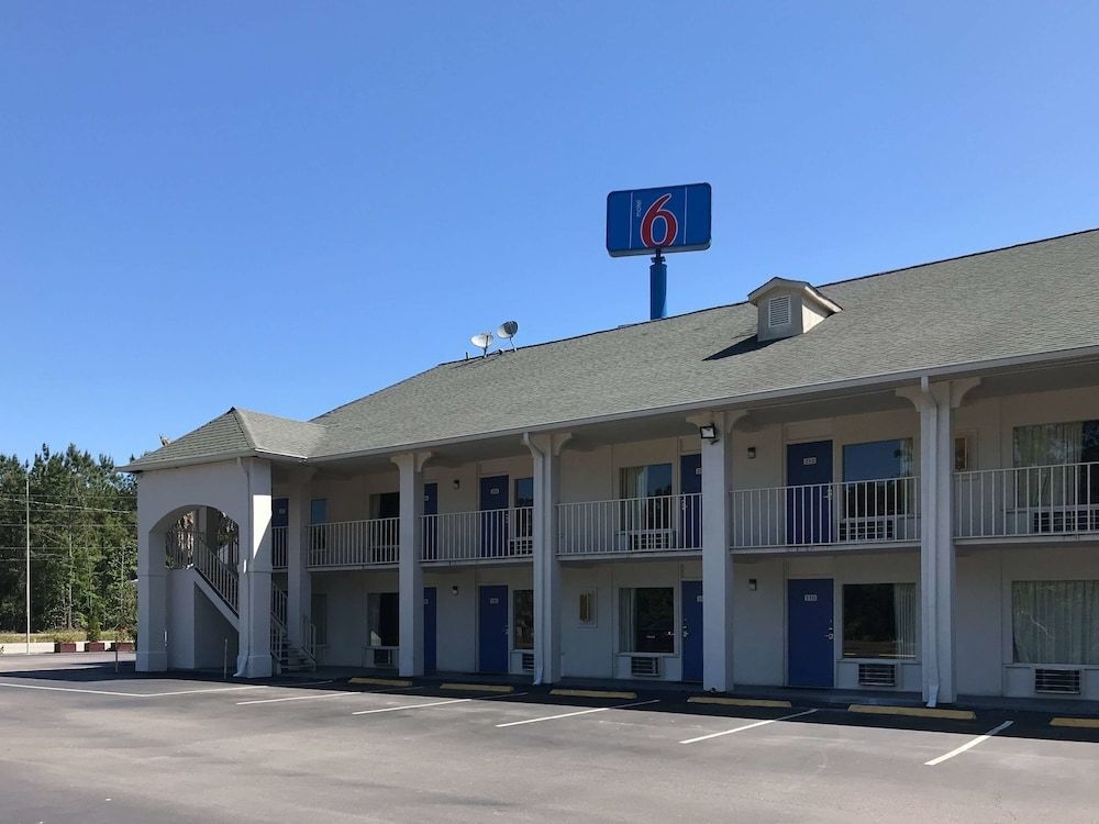 Days Inn by Wyndham Hardeeville Near Hilton Head