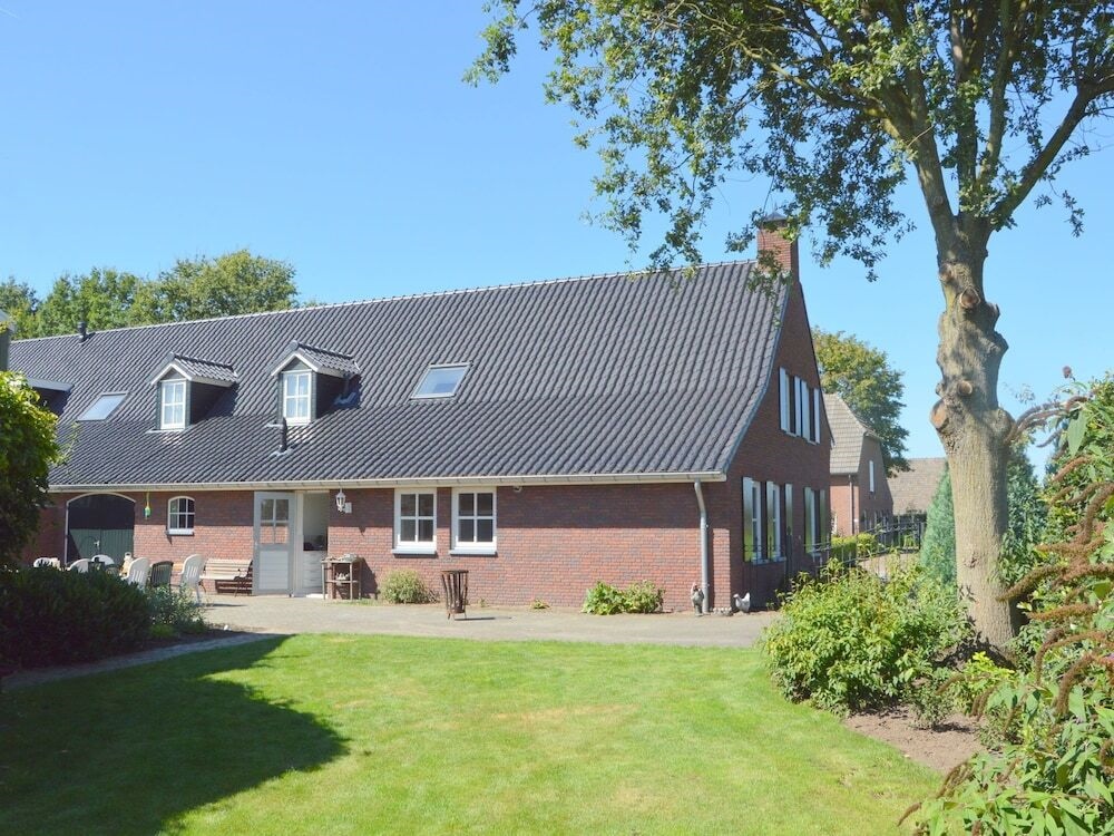 Modern Holiday Home in Veghel With Private Garden