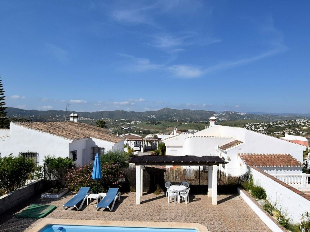 Nice Holiday Home With Private Swimming Pool Near Torre del Mar