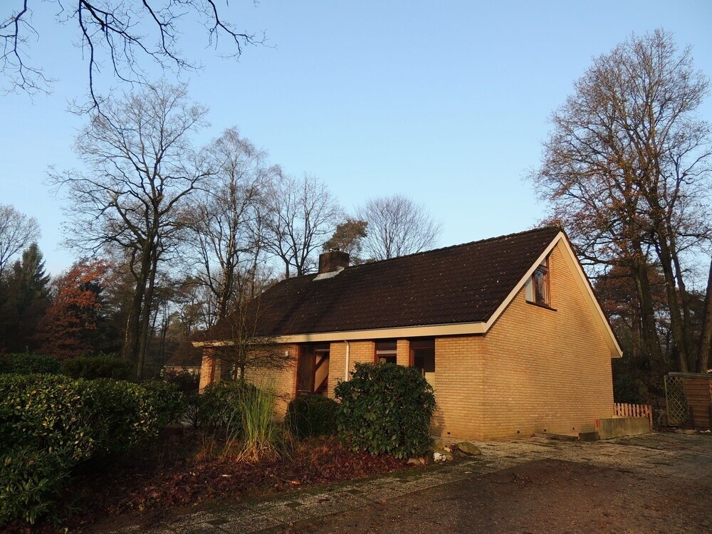 Comfortable House With hot tub