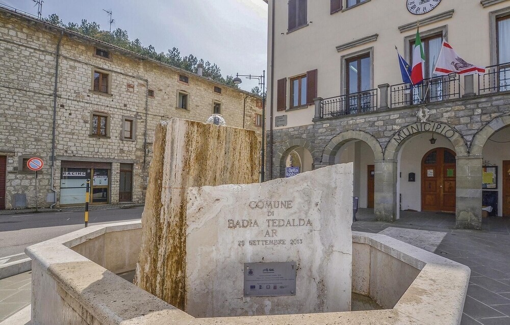 Nice Home In Badia Tedalda Ar With 10 Bedrooms, Wifi And Outdoor Swimming Pool