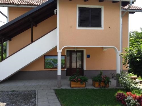 Countryside Apartment