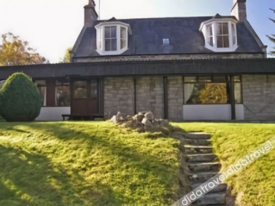 Moorfield House Hotel