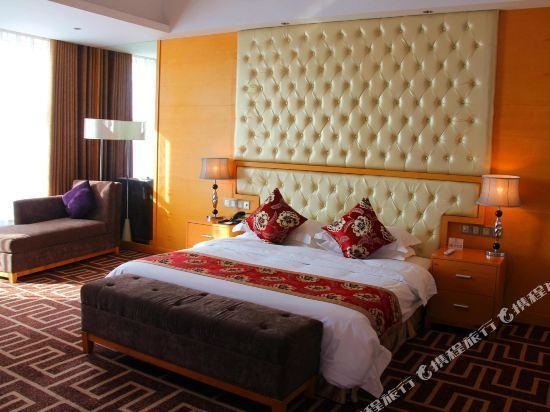 New Century Grand Hotel Luohe Henghui