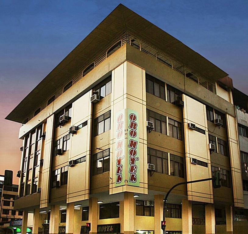 Oro Hotel