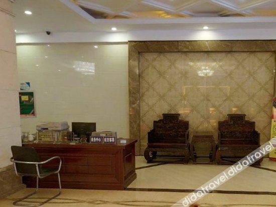 Golden Diamond Hotel