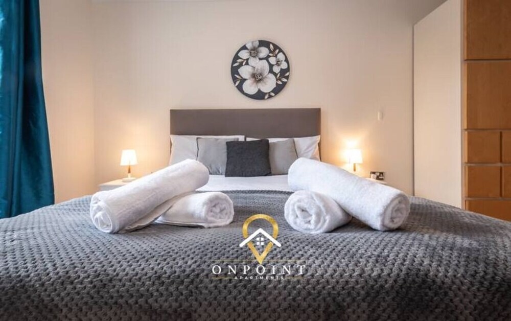 ✰ONPOINT 2 bedroom Apartment - River Kennet✰