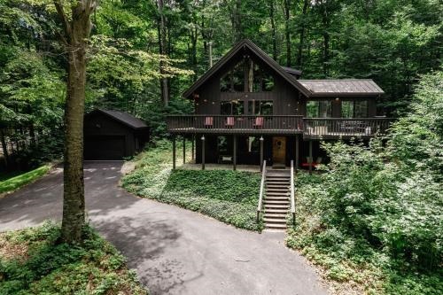 Northern Nights Chalet Wanderlust Abodes