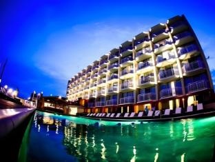 Ocean Club Hotel