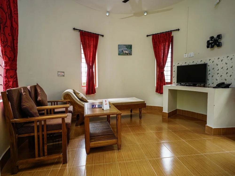 Oyo 10640 Hotel Spice Villas