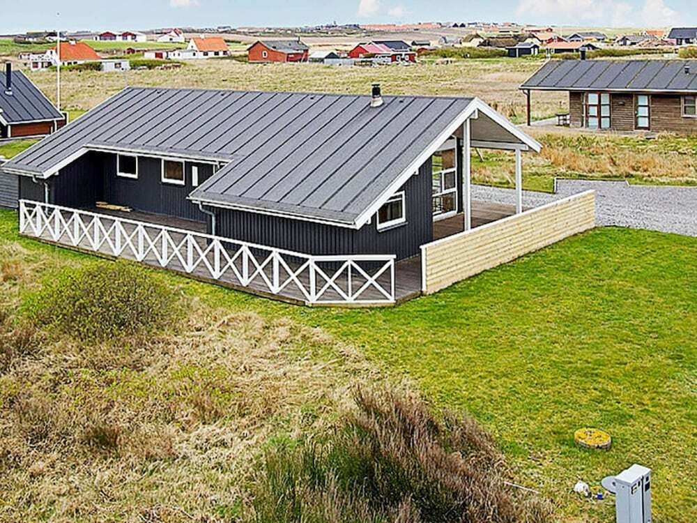 Pleasing Holiday Home In Lemvig With Terrace