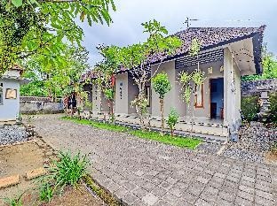 Oyo 92203 Tata Guest House