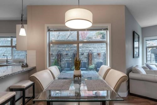 Fabulous Condo At Five Star Resort #209