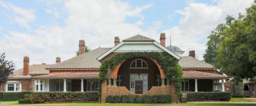 Petersons Armidale Winery & Guesthouse