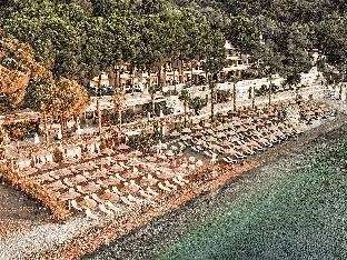 Perios Beach House - Adults Only