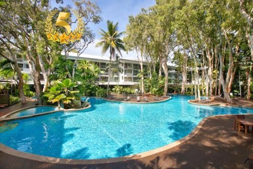Palm Cove Beach Apartment