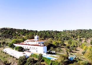 Pousada Convento de Arraiolos - Historic Hotel