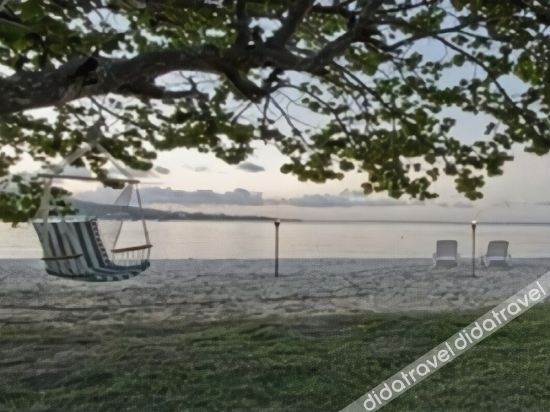 Paradise Fantasy Beachfront Villa