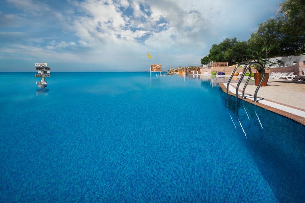 Pesochnaya Bukhta Hotel