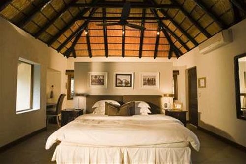 &Beyond Phinda Mountain Lodge