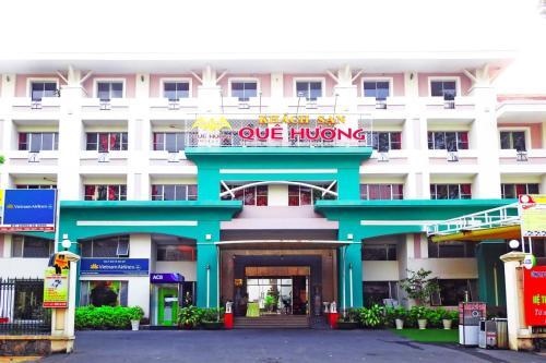 Que Huong Hotel