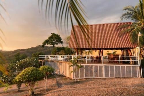 Puerto Carrillo Sunset B&B