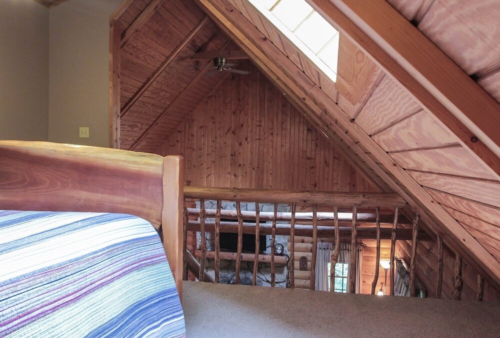 Pioneer - Hocking Hills