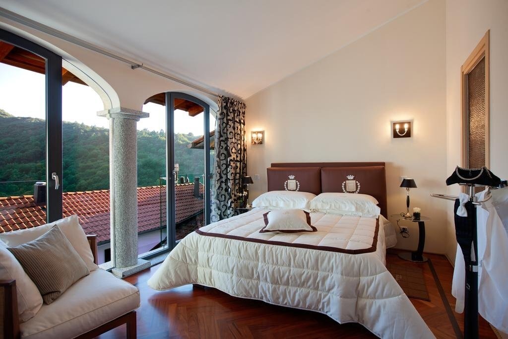 Quisigusta Miraval Suites B&B