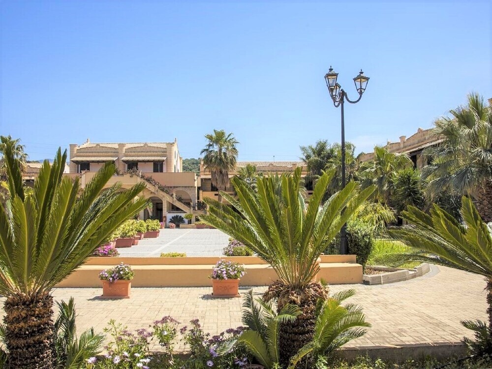 Refined Villa In Campofelice Di Roccella Near Himera Park