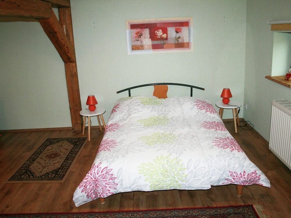 Quaint Holiday Home In Robertsdorf Near The Beach