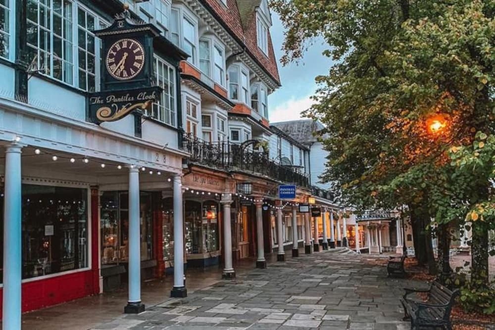 Remarkable 1-bed Apartment in Tunbridge Wells