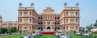 Rajvi Palace Hotel