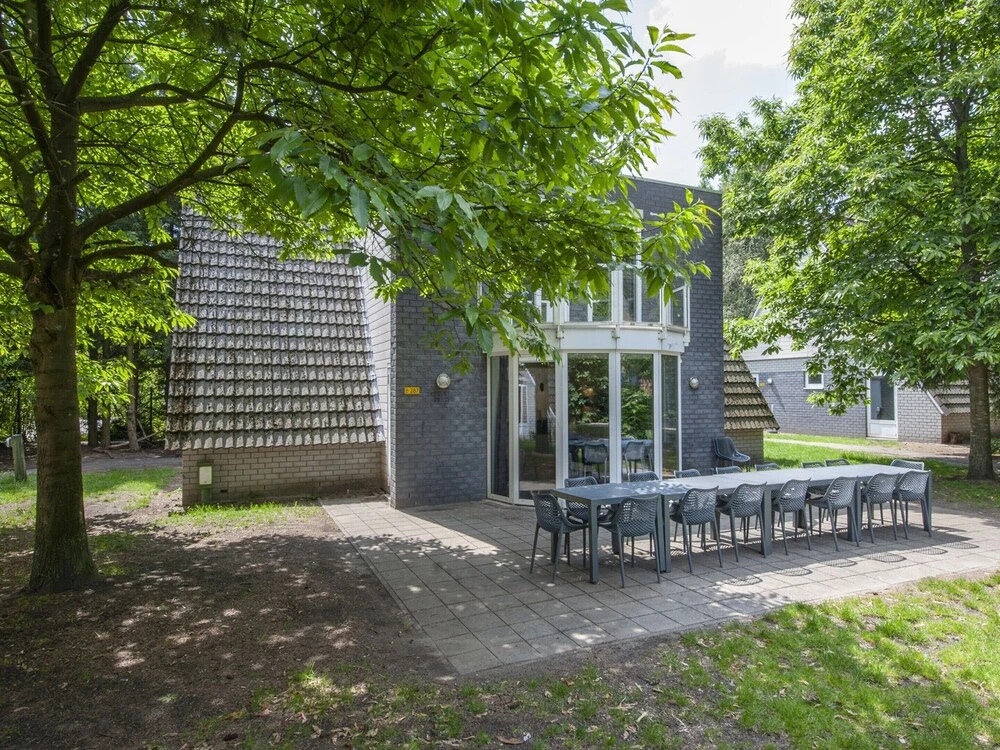 Restyled House With 5 Bathrooms Near Vrachelse Heide