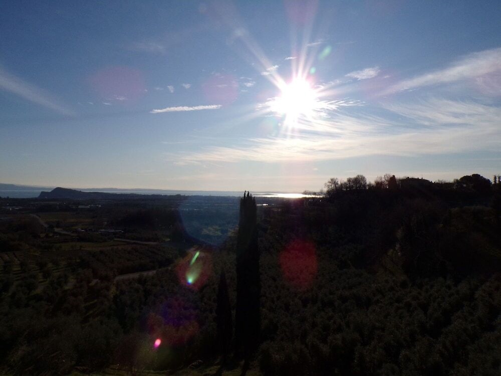 Quaint Holiday Home In Puegnago Del Garda With Balcony