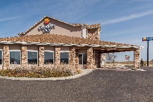 Comfort Inn & Suites Near University of Wyoming