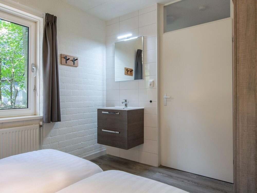 Cosy Holiday Home With Dishwasher, Close to a Golf Course