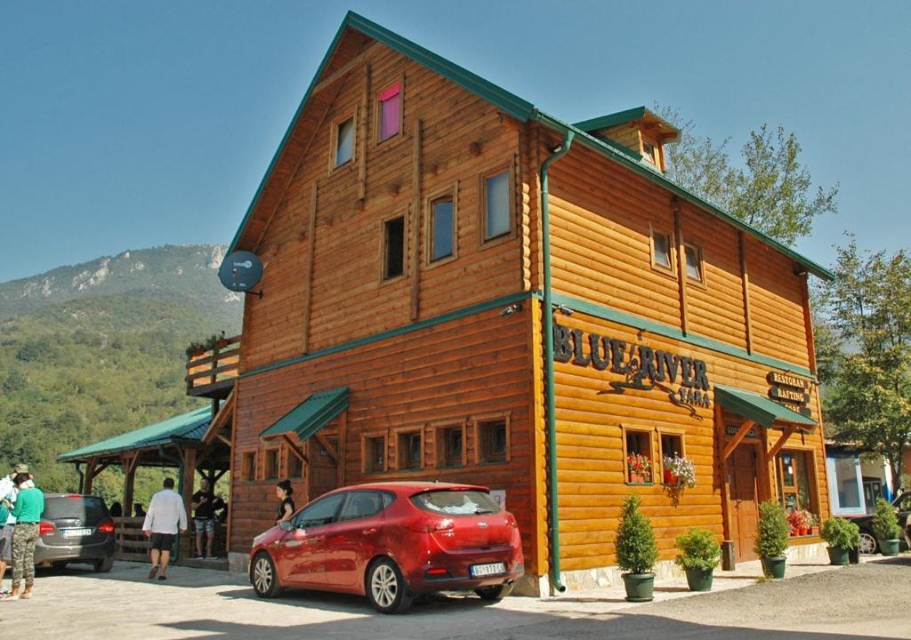 Rafting Blue River Tara