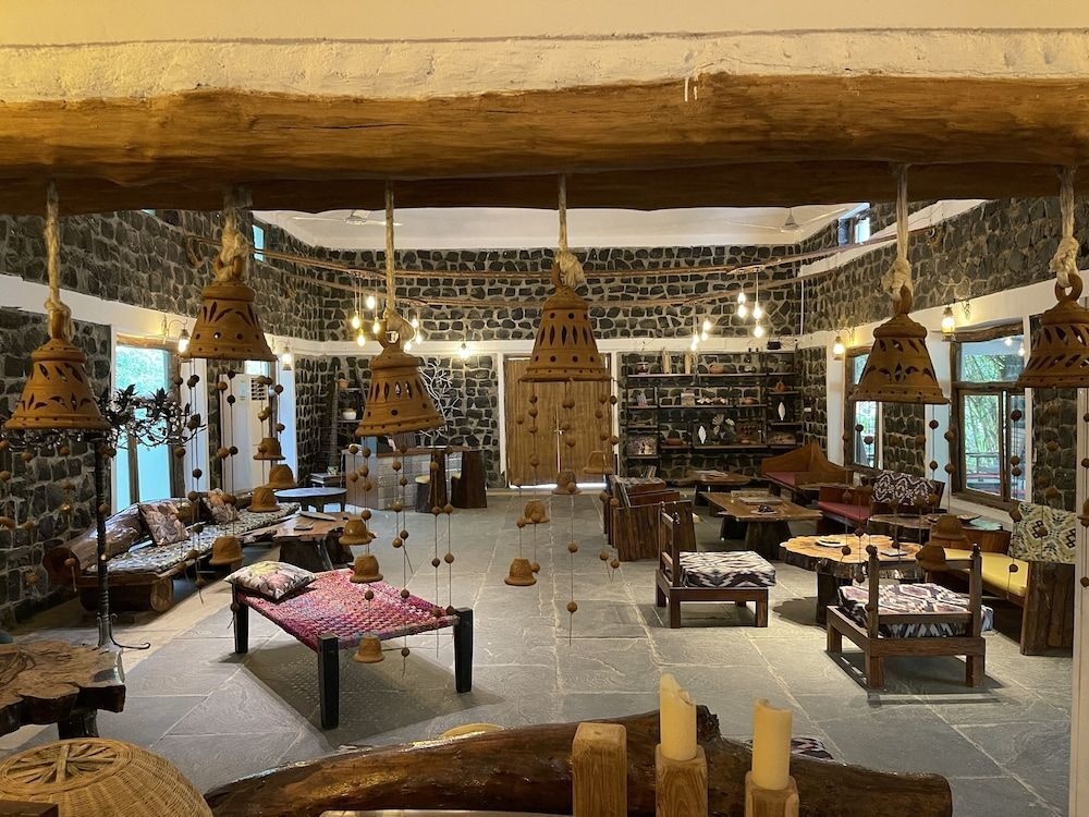 Renest Bandhavgarh Meadows